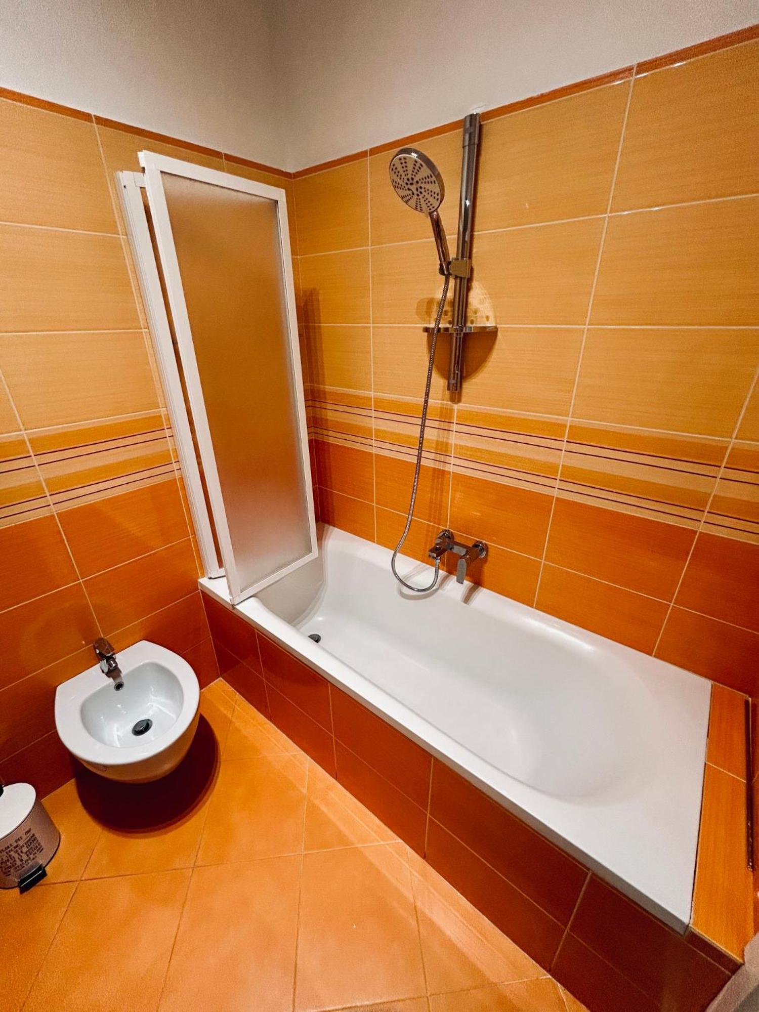 Grace's House Trastevere With Private Bathroom